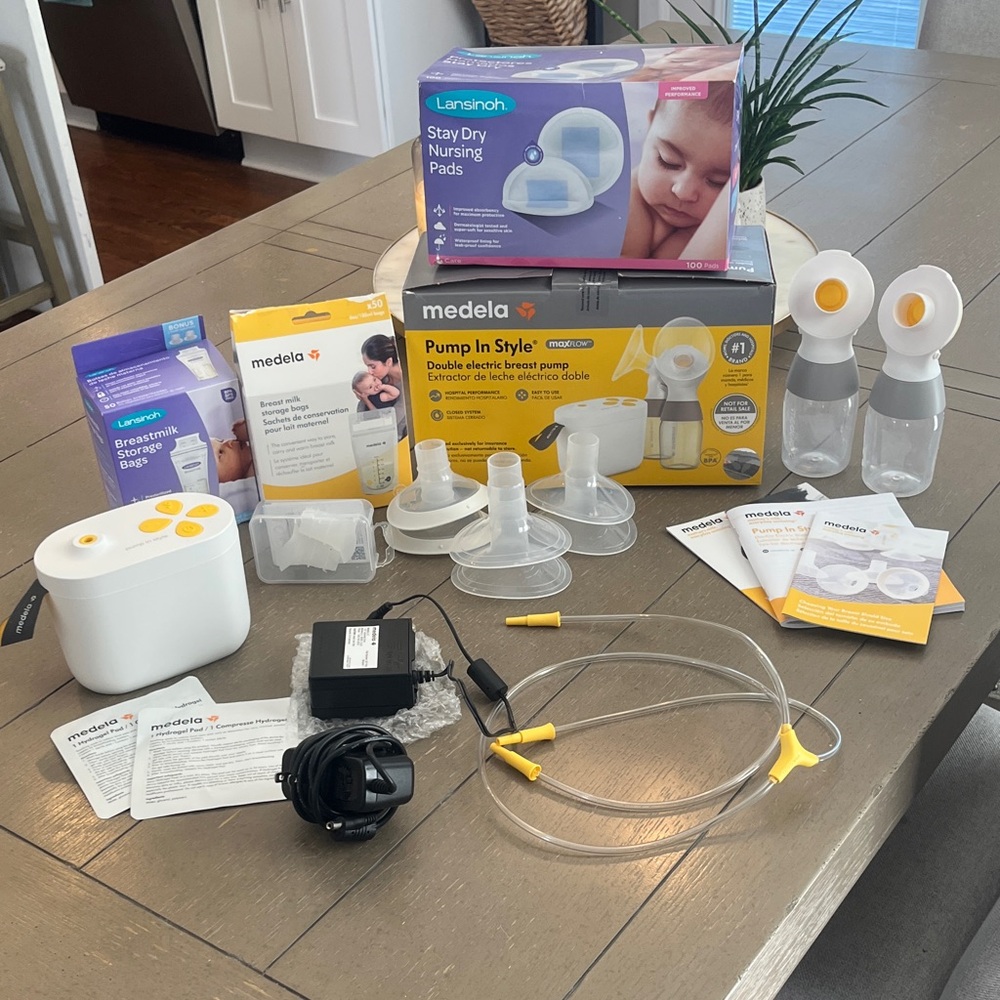 Medela Pump in Style Double Electric Breast Pump Breast Milk Bags Flange 18